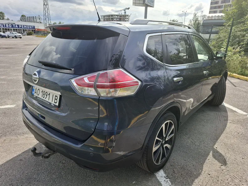 Nissan X-Trail 2016 - 15