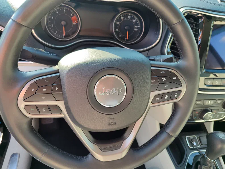 Jeep Cherokee 2019 - 19