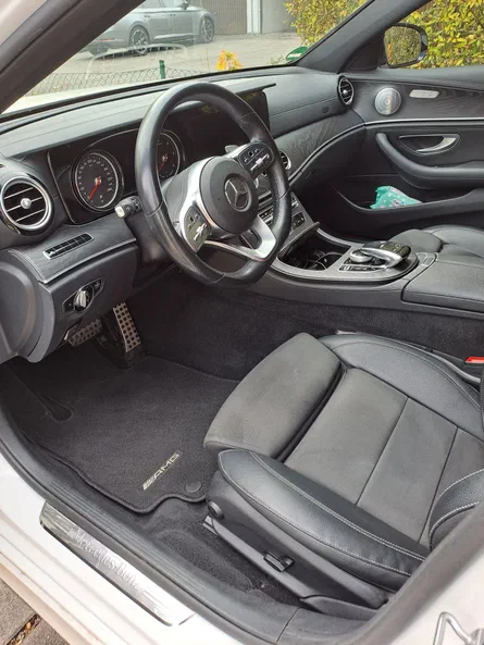 Mercedes-Benz E-Класс 2019