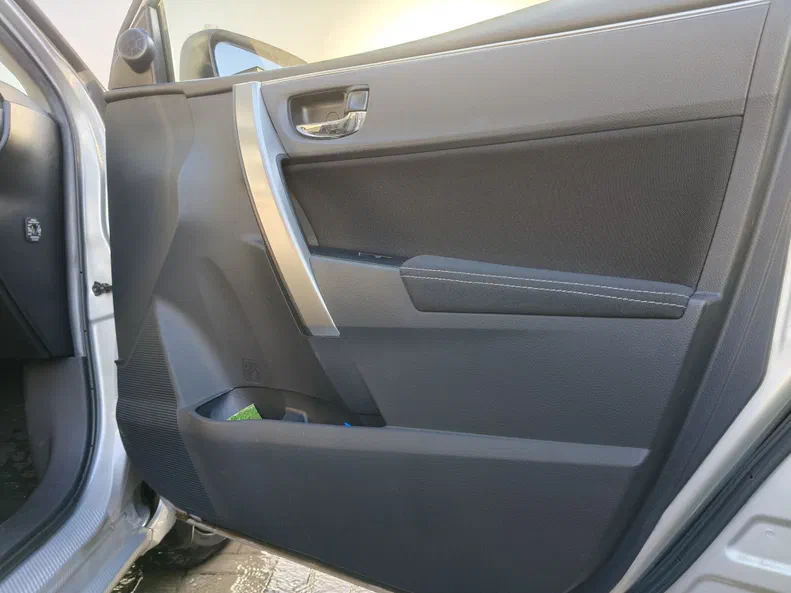 Toyota Corolla 2015 - 20