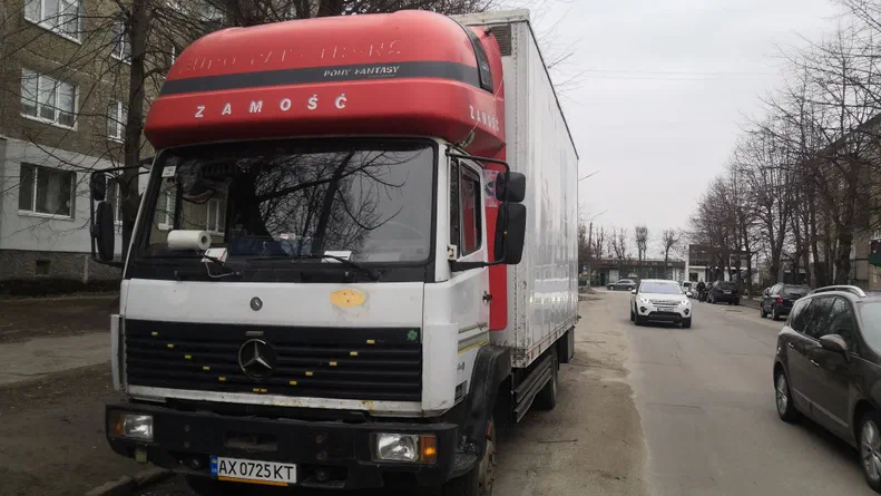 Mercedes-Benz 814 1998