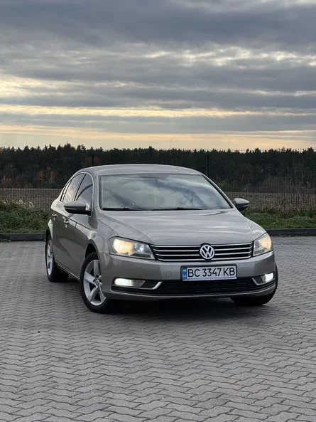 Volkswagen Passat 2012 - 15