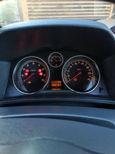 Opel Zafira 2006 - 11