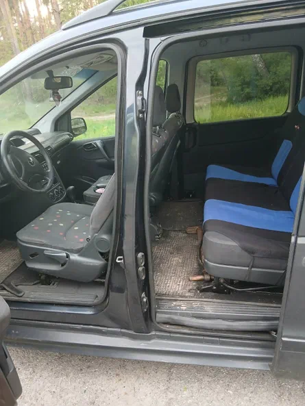 Mercedes-Benz Vaneo 2003 - 5