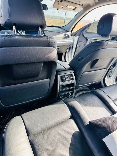 BMW 5 серія 2013 - 8