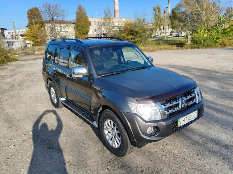 Mitsubishi Pajero 2012 - 25