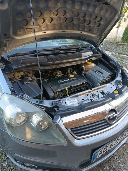 Opel Zafira 2006 - 13