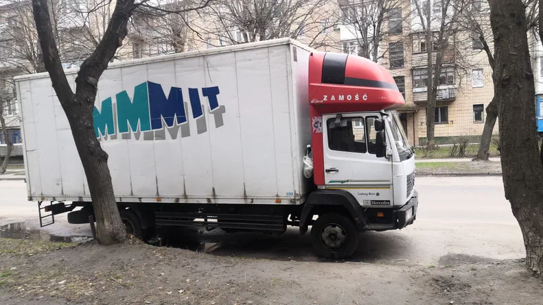 Mercedes-Benz 814 1998