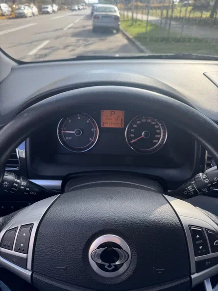 SsangYong Korando 2012 - 18