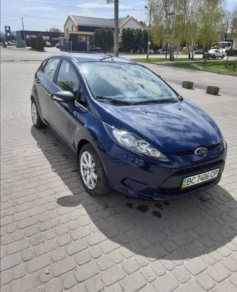 Ford Fiesta 2012 - 5