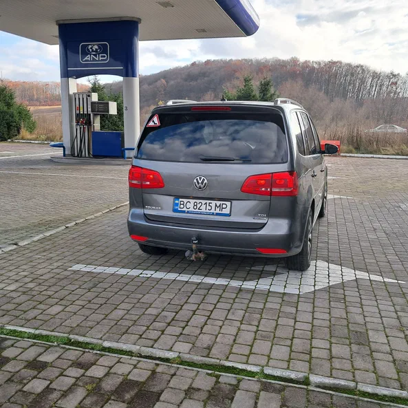 Volkswagen Touran 2011 - 14