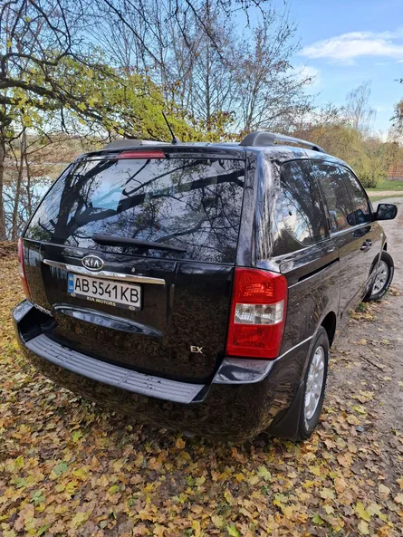 Kia Carnival 2009 - 13