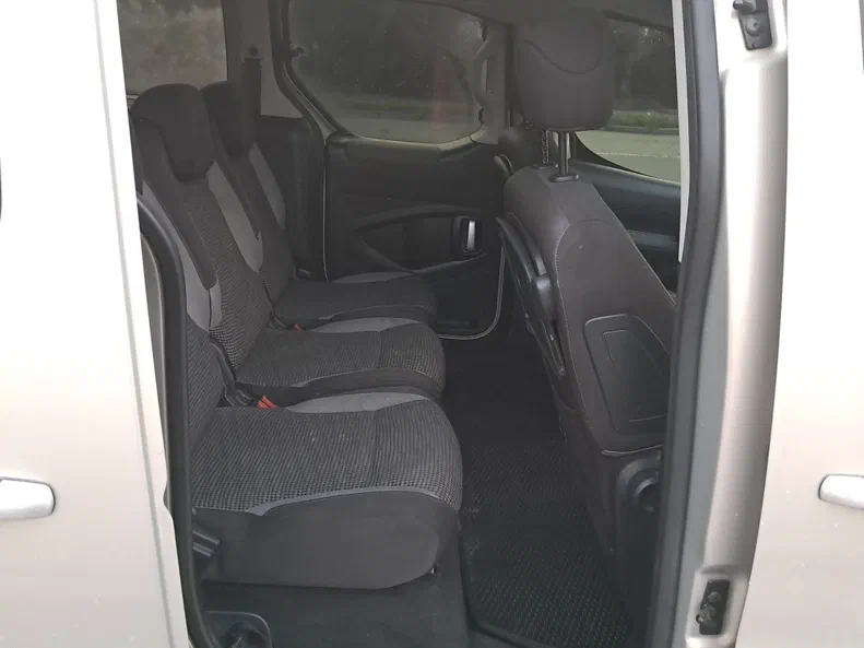 Peugeot Partner 2010 - 9