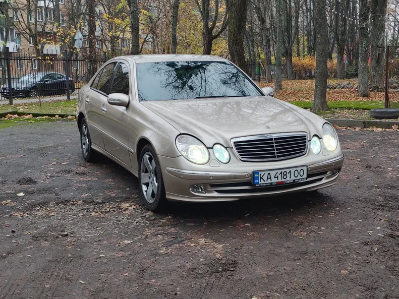 Mercedes-Benz E-Класс 2004