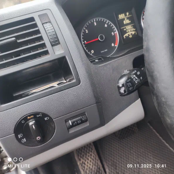 Volkswagen T5 2010 - 11