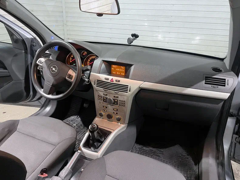 Opel Astra 2007 - 5
