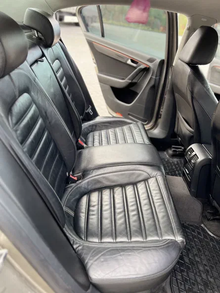 Volkswagen Passat 2012 - 20