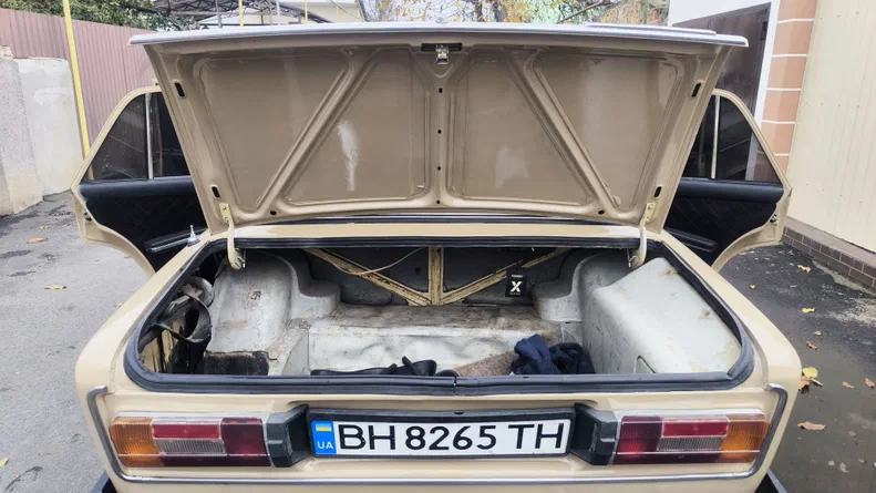 Lada (ВАЗ) 2106 1985 - 6