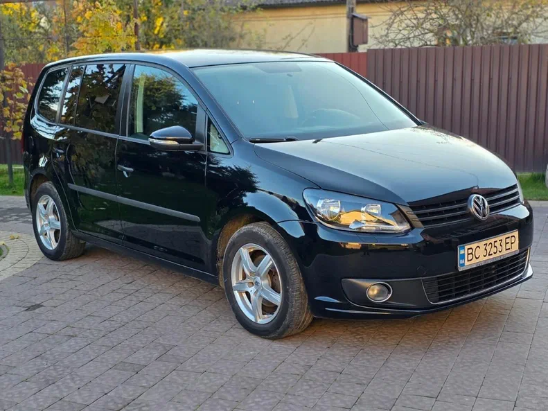 Volkswagen Touran 2013 - 27