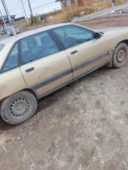 Audi 100 1989