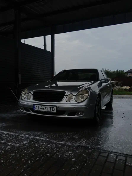 Mercedes-Benz E-Клас 2003 - 13