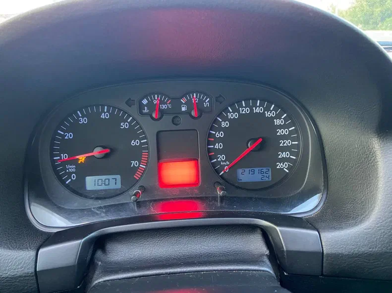 Volkswagen Golf 2001 - 14