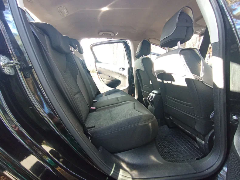 Peugeot 308 2008 - 5