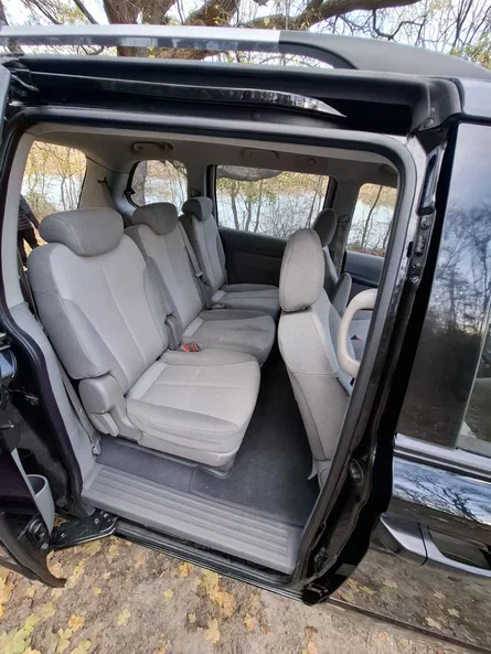 Kia Carnival 2009 - 16