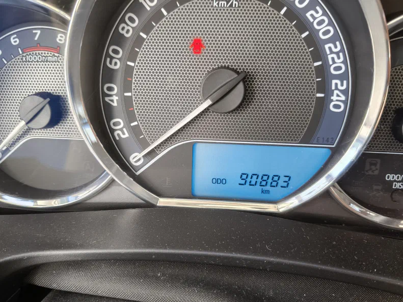 Toyota Corolla 2015 - 10