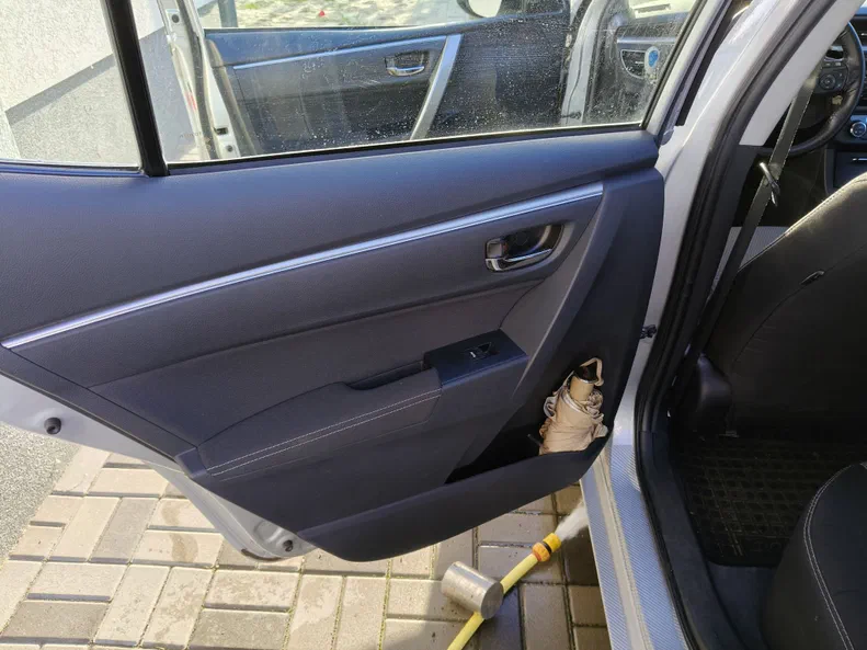 Toyota Corolla 2015 - 18