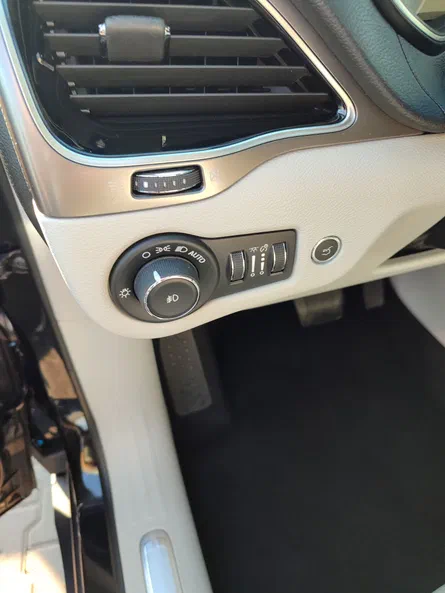 Jeep Cherokee 2019 - 15