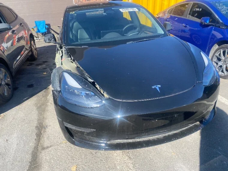 Tesla Model 3 2022