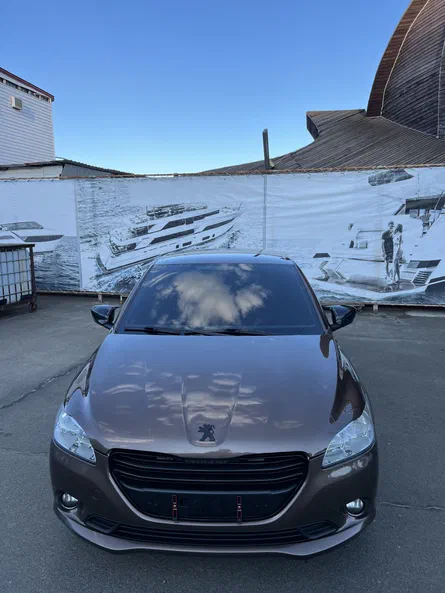 Peugeot 301 2016 - 6