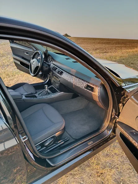 BMW 3 серія 2009 - 8