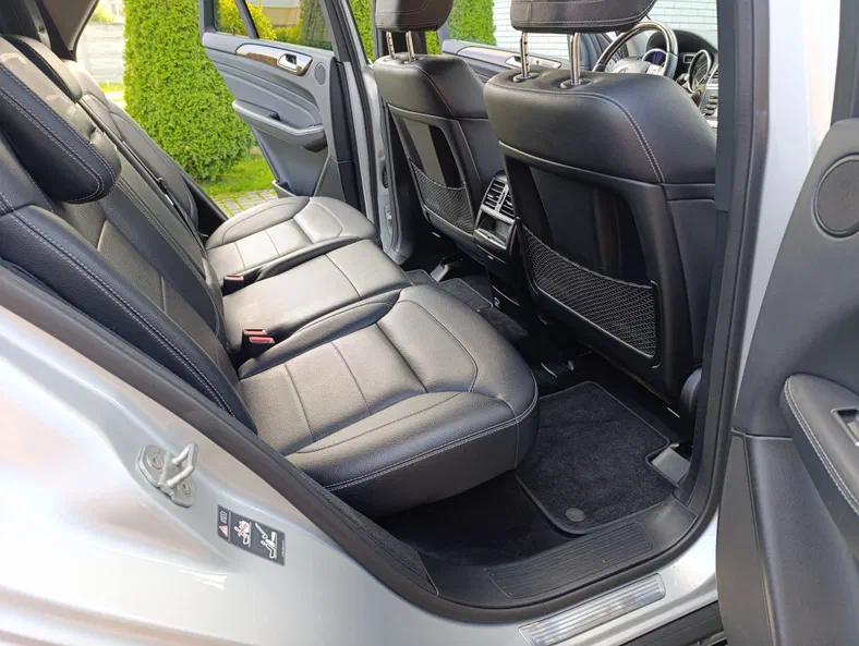 Mercedes-Benz M-Клас 2012 - 17