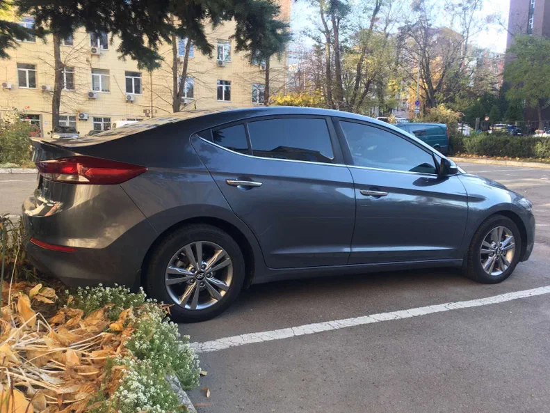 Hyundai Elantra 2018