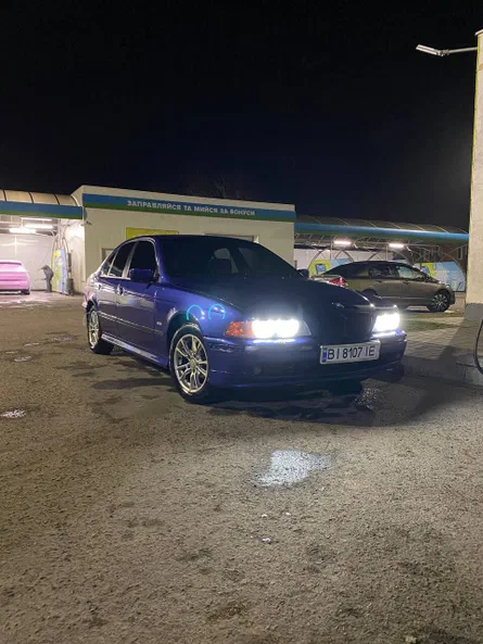 BMW 5 серія 1998 - 10