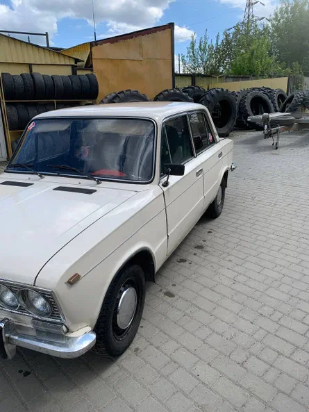 Lada (ВАЗ) 2103 1977