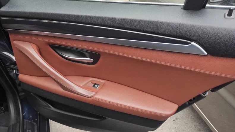 BMW 5 серія 2017 - 14