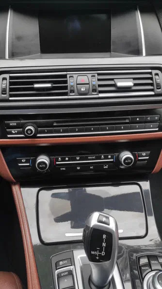 BMW 5 серія 2017 - 6