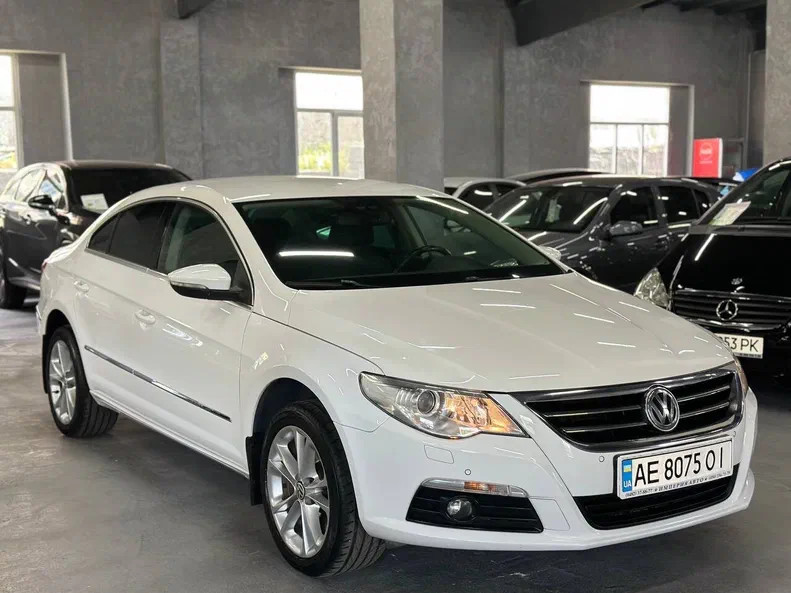 Volkswagen Passat 2011 - 13