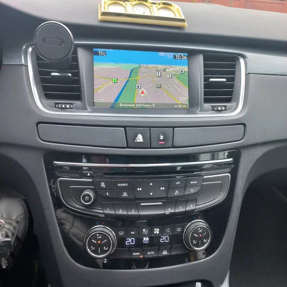 Peugeot 508 2013 - 12