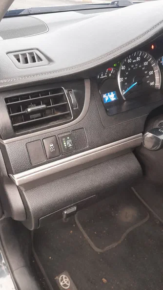 Toyota Camry 2014 - 12