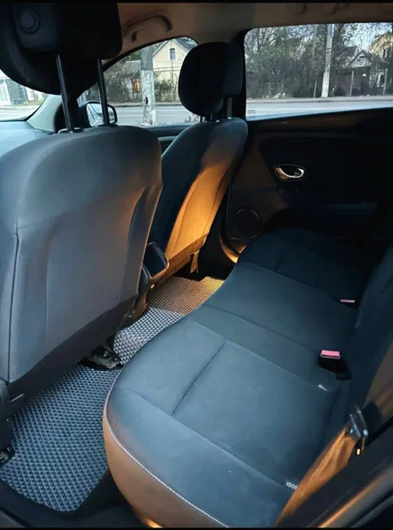 Renault Megane 2010 - 7