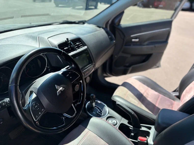 Mitsubishi Outlander Sport 2016