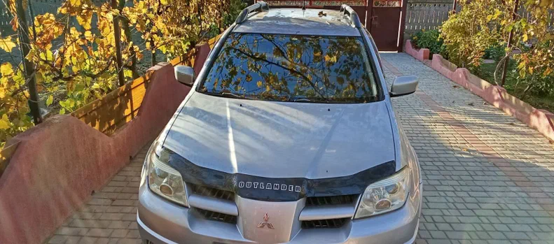Mitsubishi Outlander 2007