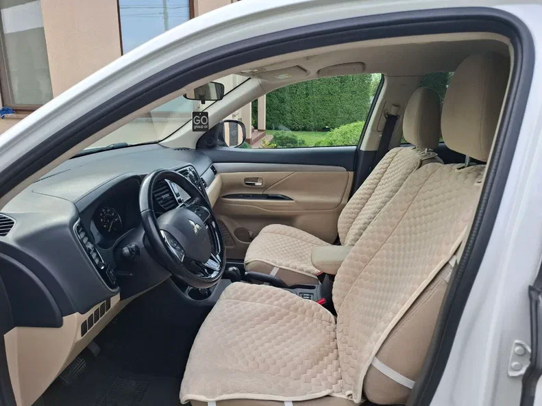 Mitsubishi Outlander 2016 - 8