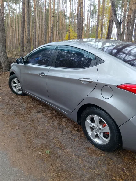 Hyundai Elantra 2012 - 7