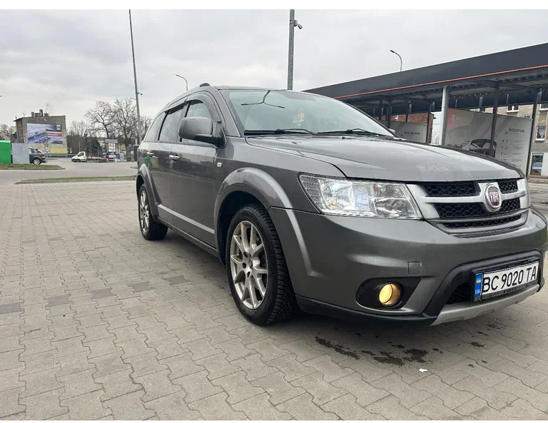 Fiat Freemont 2012 - 5