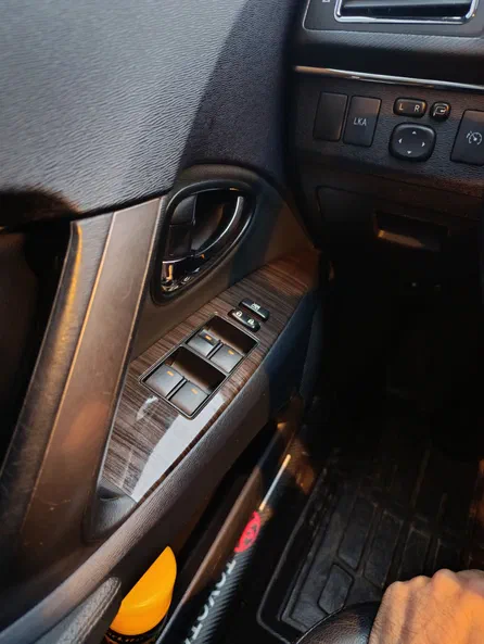 Toyota Avensis 2013 - 17